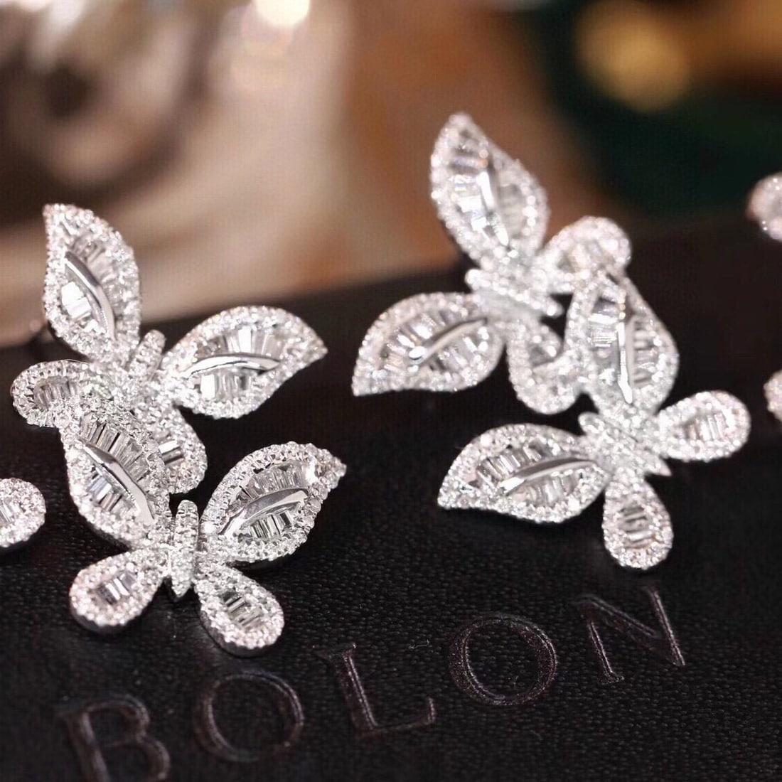 14k Gold 1.04 Ct Natural H Diamond & Butterfly Earrings - 2