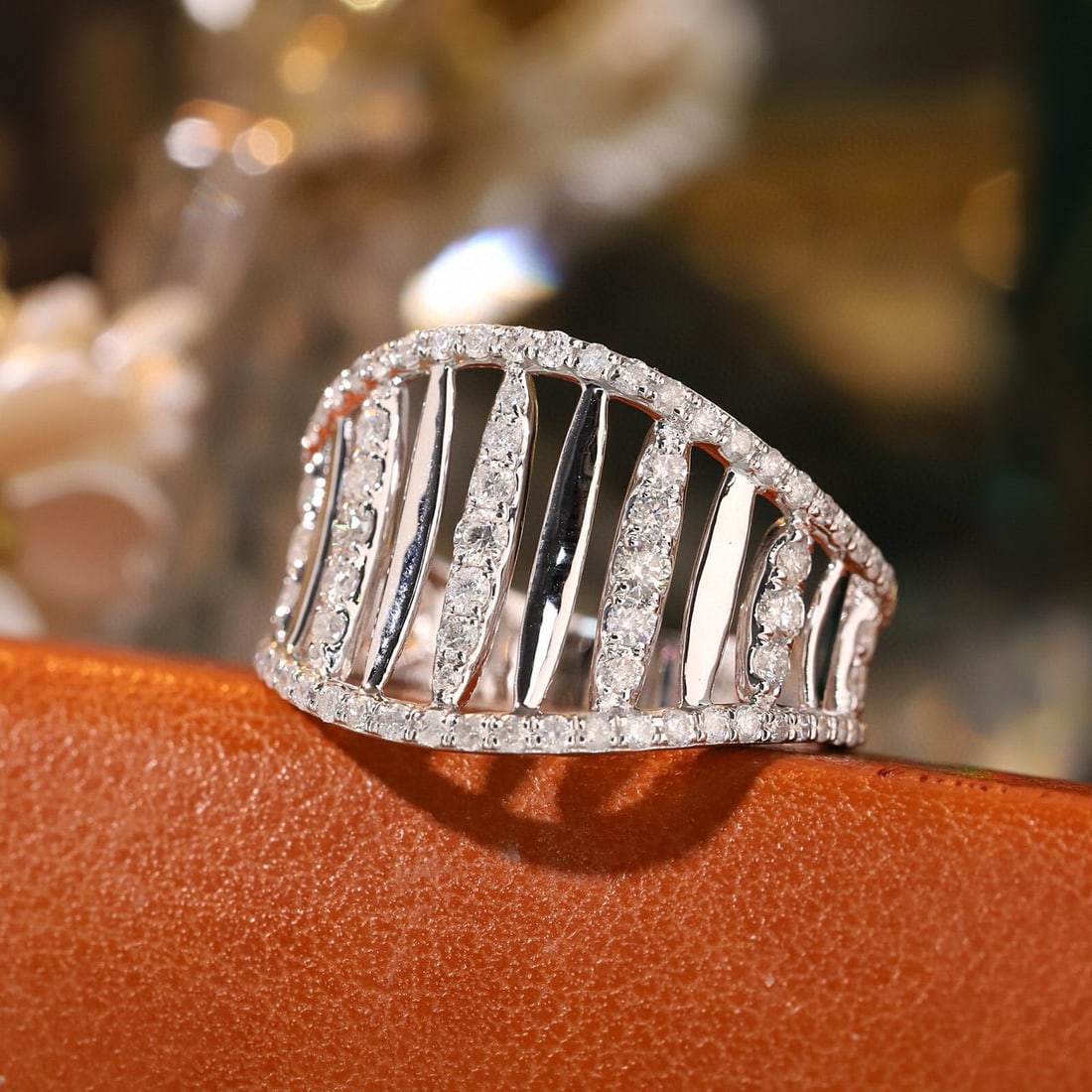 14k Gold 0.9 Ct Natural H Diamond Ring - 3
