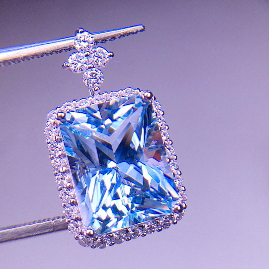 14k Gold 4.6 Ct Natural Aquamarine & Diamond Pendant( Without Chain ) - 3
