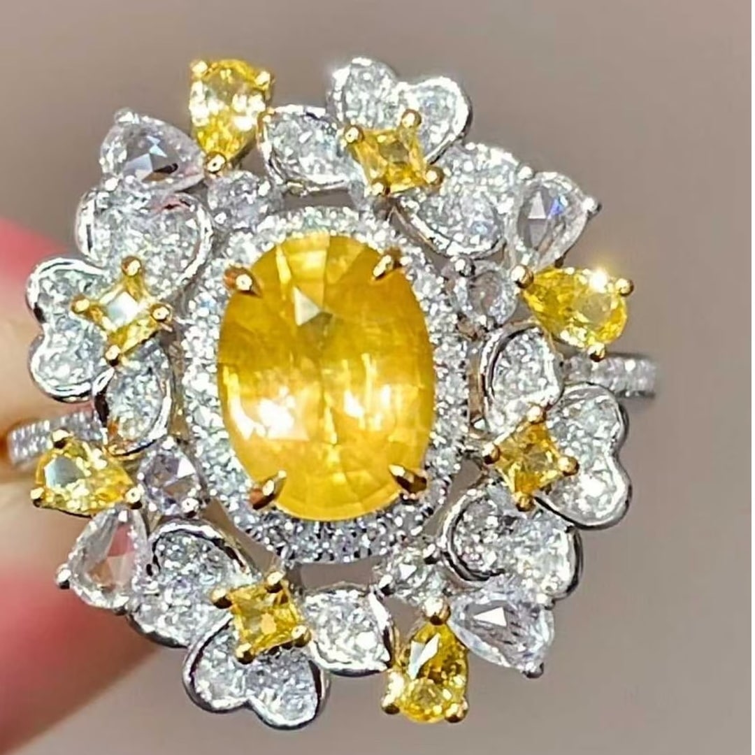 14k Gold 1.6 Ctw Natural Sapphire & Diamond Ring: Ref:231051221 // gold content:14k gold // ring size:7. 25us // // main gemstone:sapphire // shape:oval // carat weight:1. 3ct // color:yellow // treatment:natural // // adjacent gemstone 2 : diamond /
