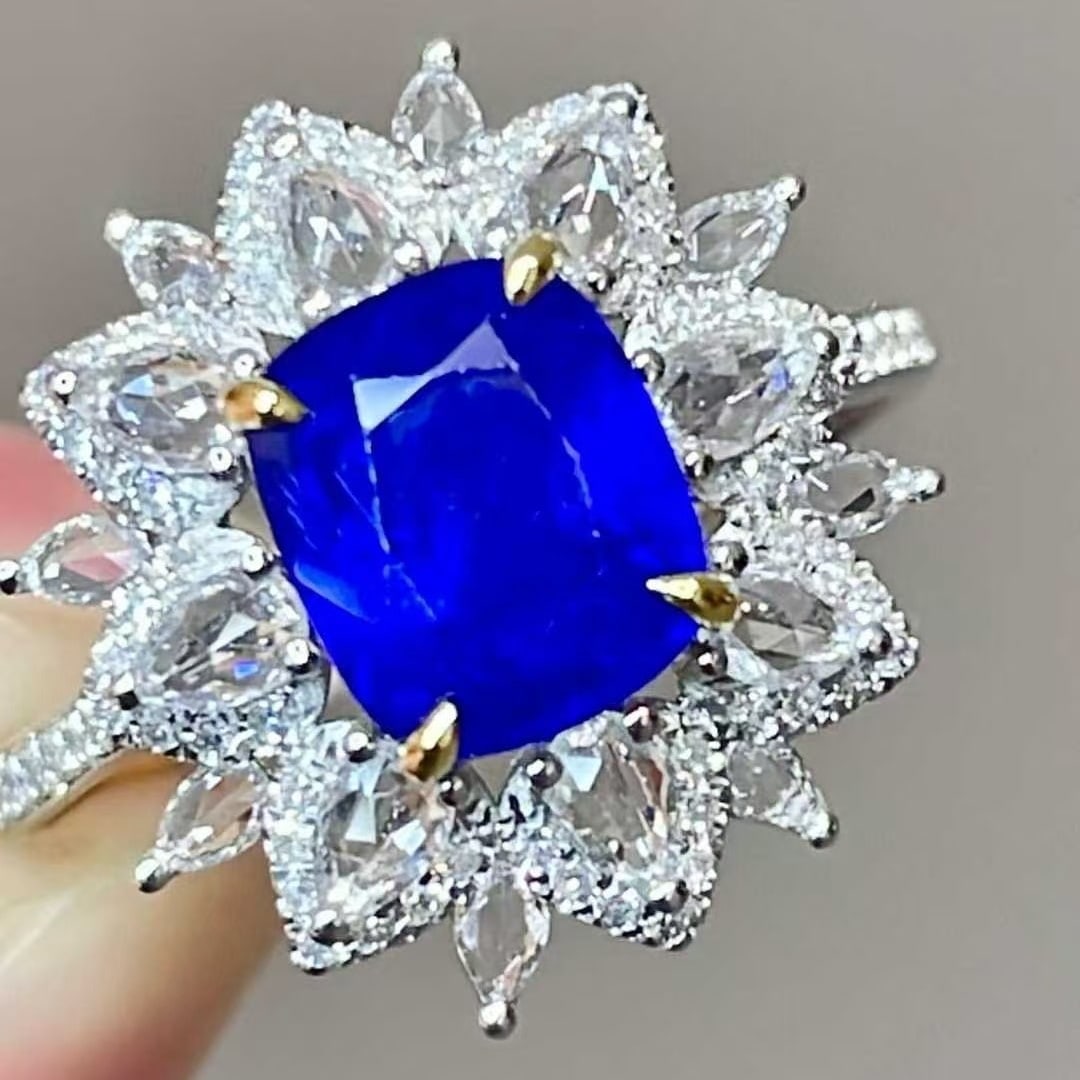 14k Gold 2 Ct Natural Sapphire & Diamond & Sapphire Ring: Ref:231051223 // gold content:14k gold // ring size:7. 25us // // main gemstone:sapphire // shape:cushion // carat weight:2ct // color:royal blue // treatment:natural // // adjacent gemstone 2 :