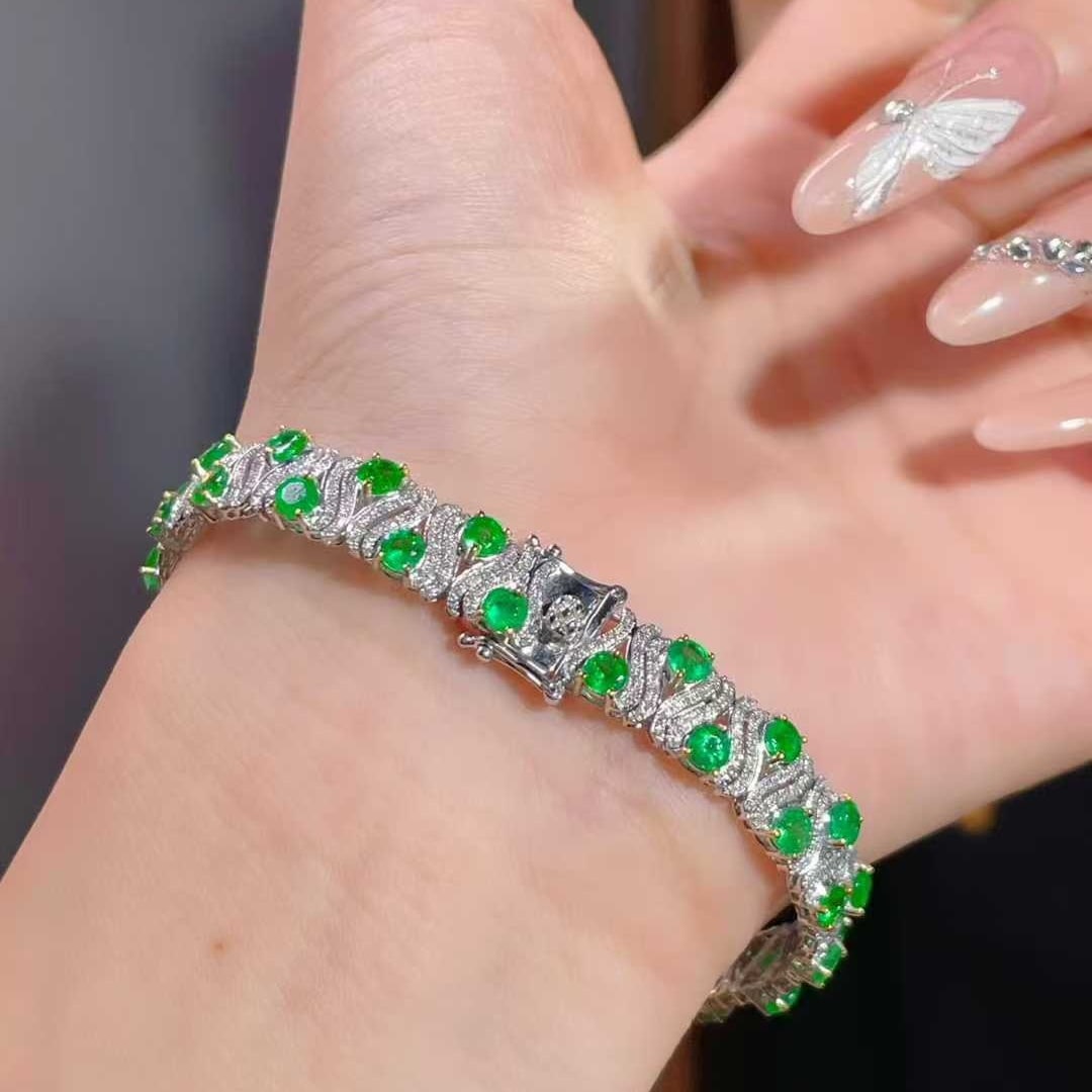 14k Gold 7.5 Ct Natural Emerald & Diamond Bracelet - 2