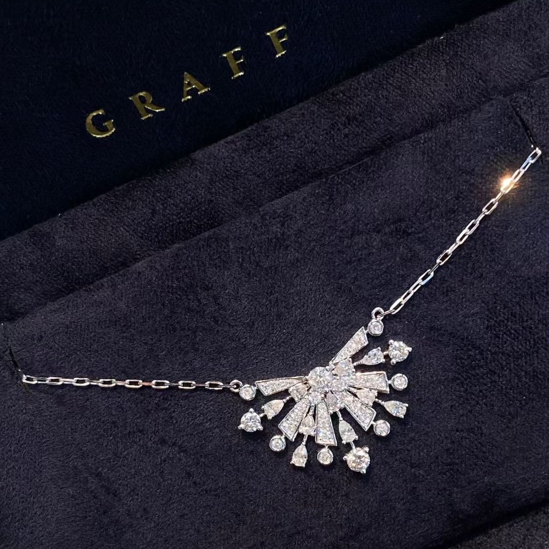 14k Gold 0.99 Ct Natural H Diamond Necklace: Ref:231051236 // gold content:14k gold // main gemstone:diamond // shape:multiply // carat weight:0. 99ct // clarity grade:vs-si // color:h // treatment:natural // Condition: New Low Estimate: