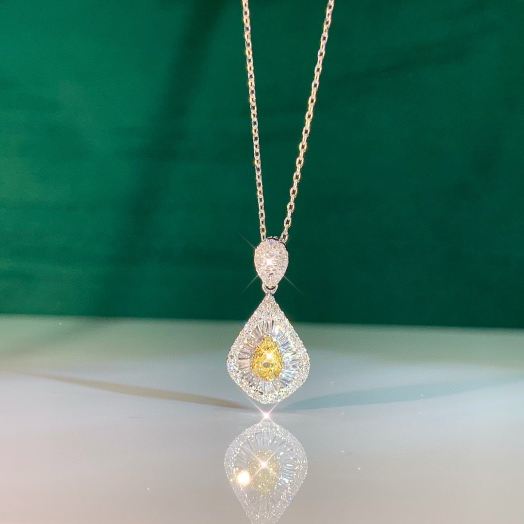 14k Gold 0.45 Ct Natural Color Diamond Necklace - 2