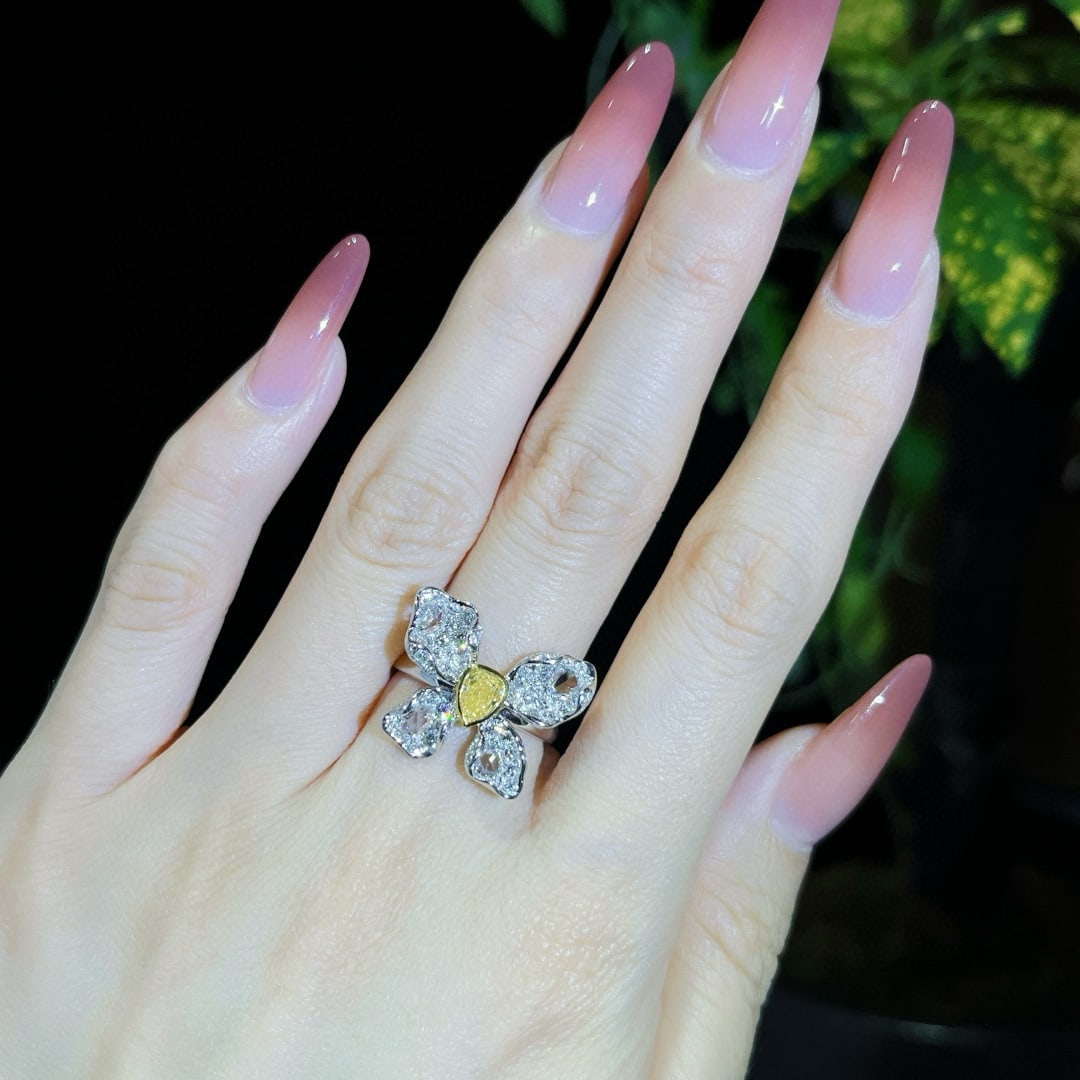14k Gold 1.60 Ctw Natural Yellow Diamond & Diamond Ring - 4