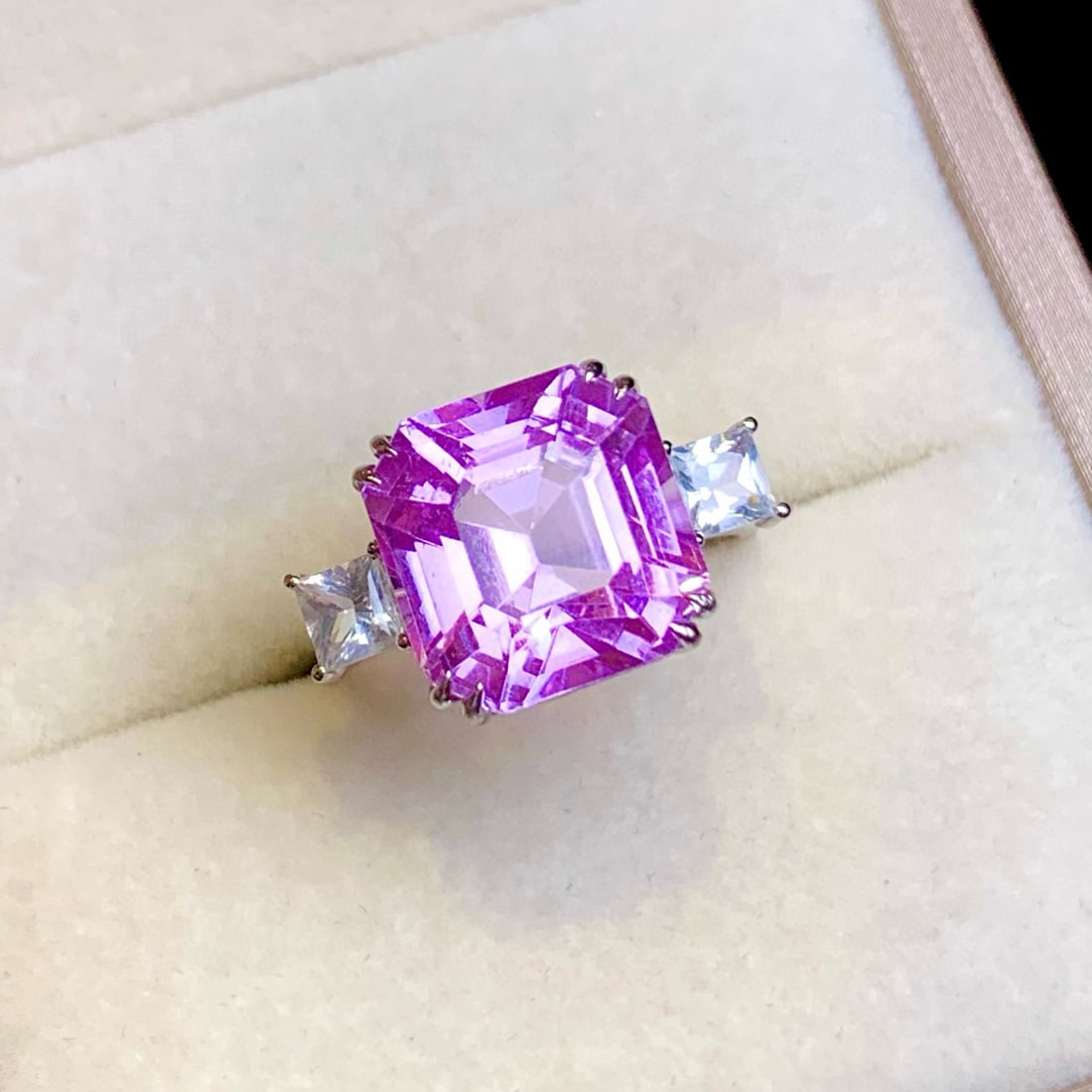 14k Gold 11.3 Ct Natural Kunzite & Sapphire Ring - 5