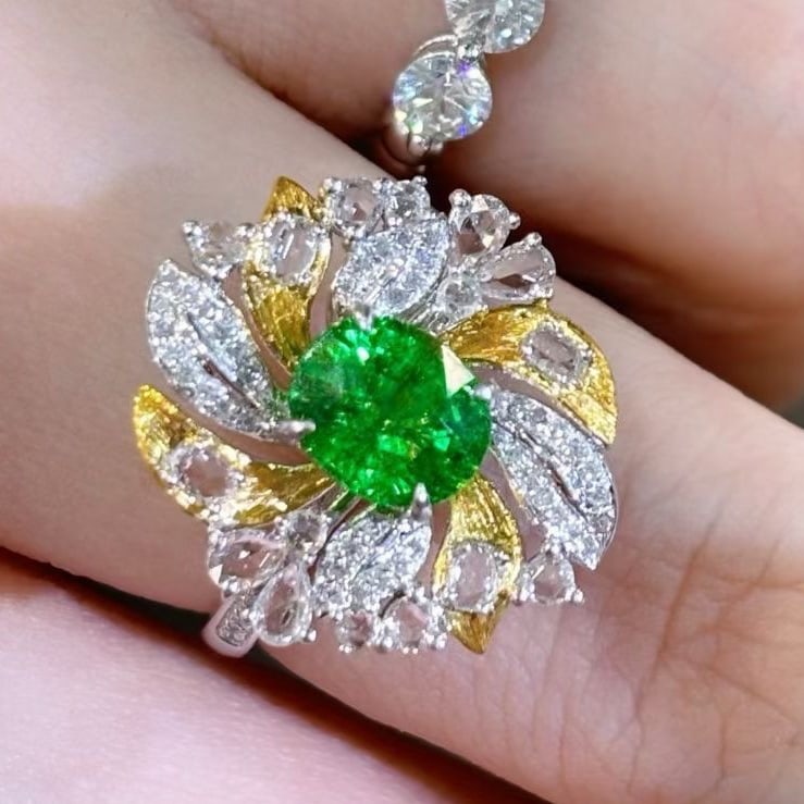 14k Gold 1.56 Ct Natural Tsavorite & Diamond & Sapphire Ring - 6