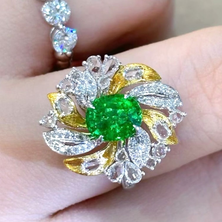 14k Gold 1.56 Ct Natural Tsavorite & Diamond & Sapphire Ring - 7