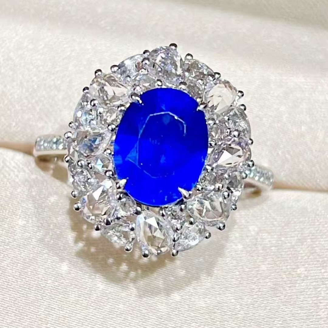 14k Gold 2.58 Ct Natural Sapphire & Diamond & Sapphire Ring: Ref:231051257 // gold content:14k gold // ring size:7. 25us // // main gemstone:sapphire // shape:oval // carat weight:2. 58ct // color:blue // treatment:natural // // adjacent gemstone 2 : diamond