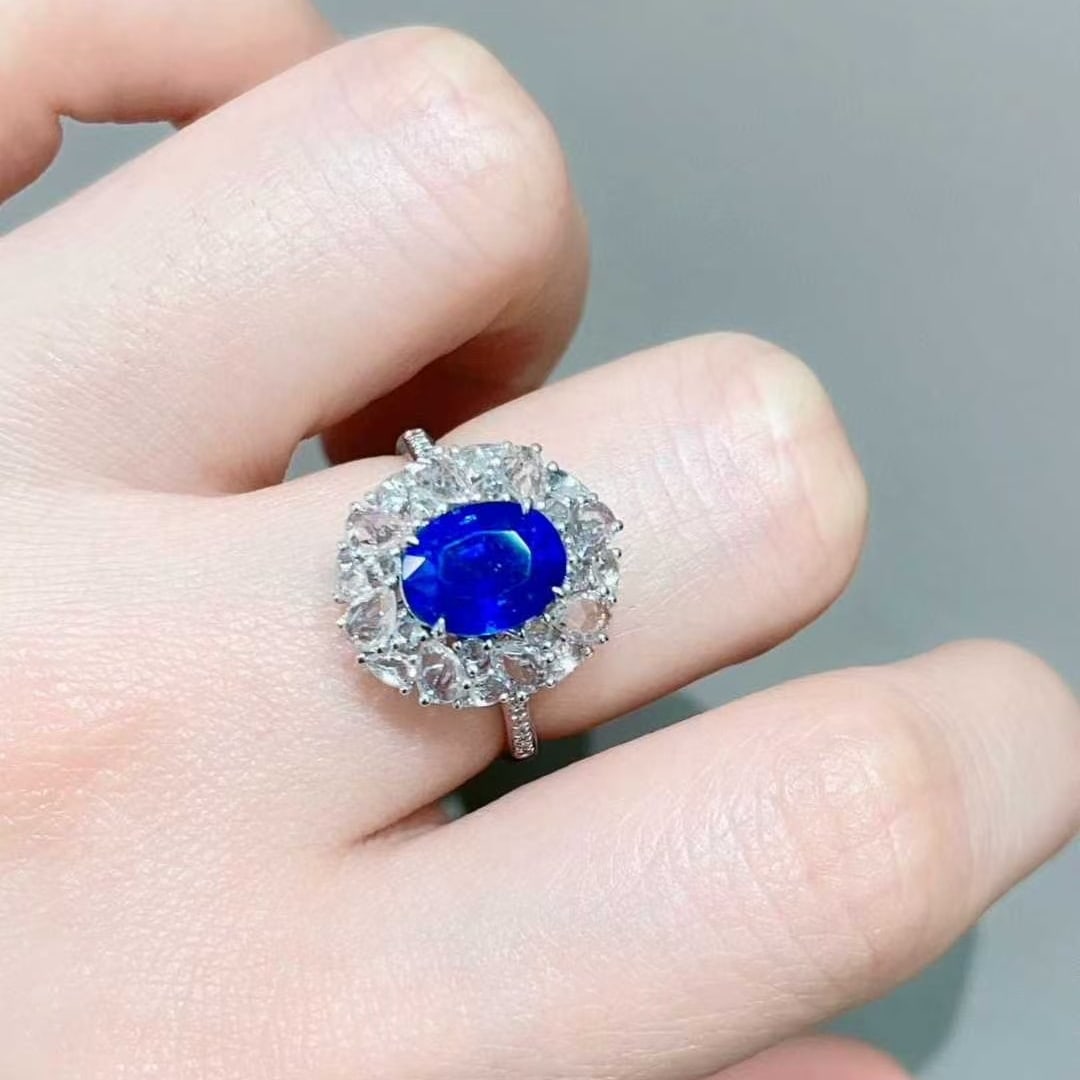 14k Gold 2.58 Ct Natural Sapphire & Diamond & Sapphire Ring - 2