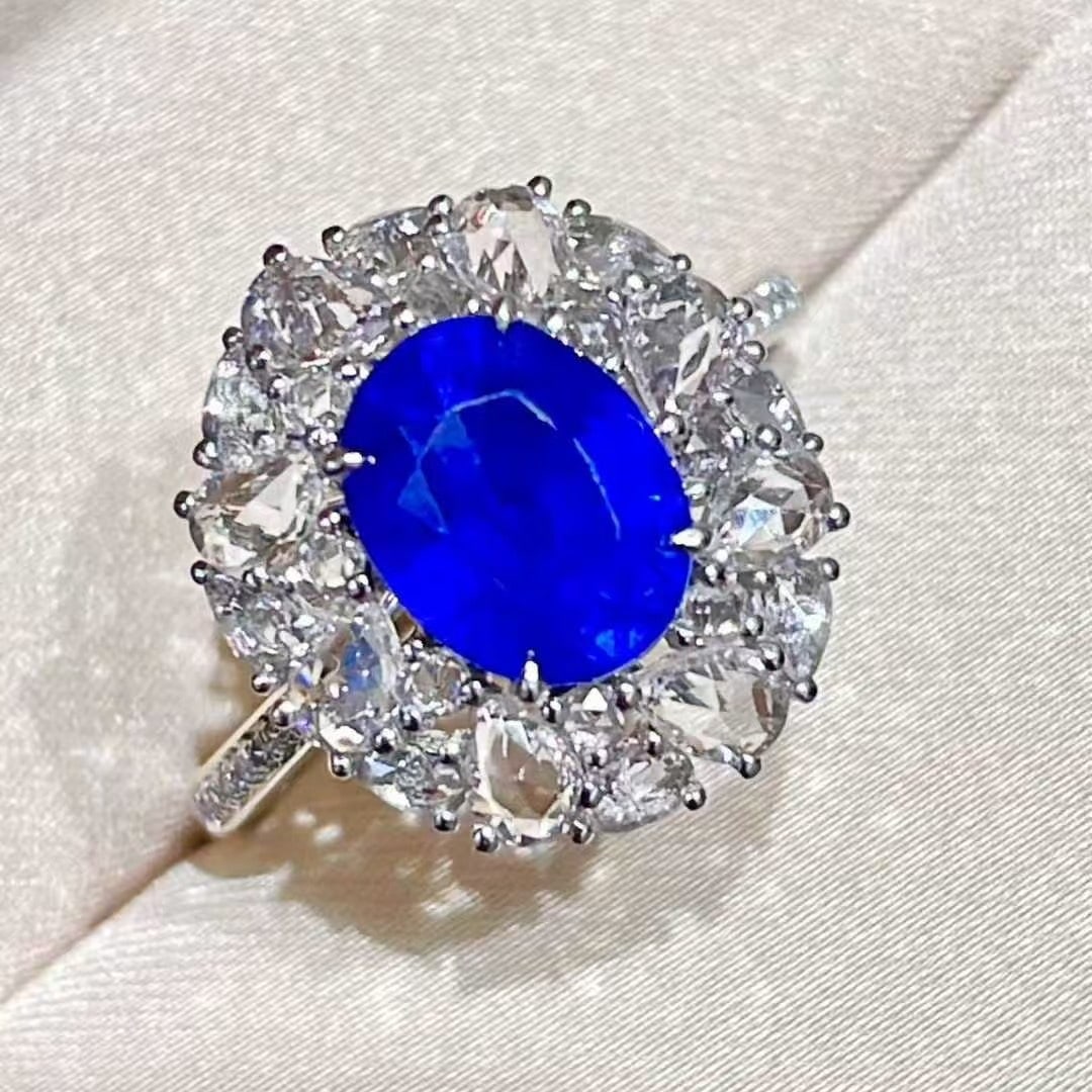 14k Gold 2.58 Ct Natural Sapphire & Diamond & Sapphire Ring - 4