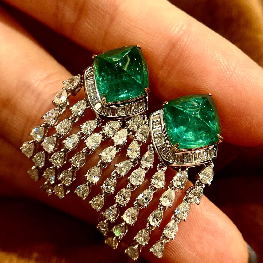 14k Gold 9.23 Ctw Vivid Green Natural Emerald & Diamond Earrings - 2