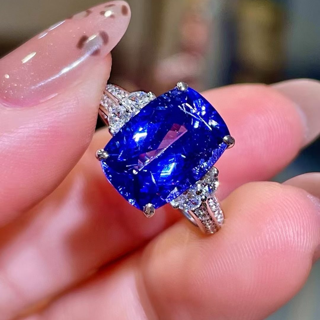 14k Gold 4.95 Ctw Natural Tanzanite & Diamond Ring - 3