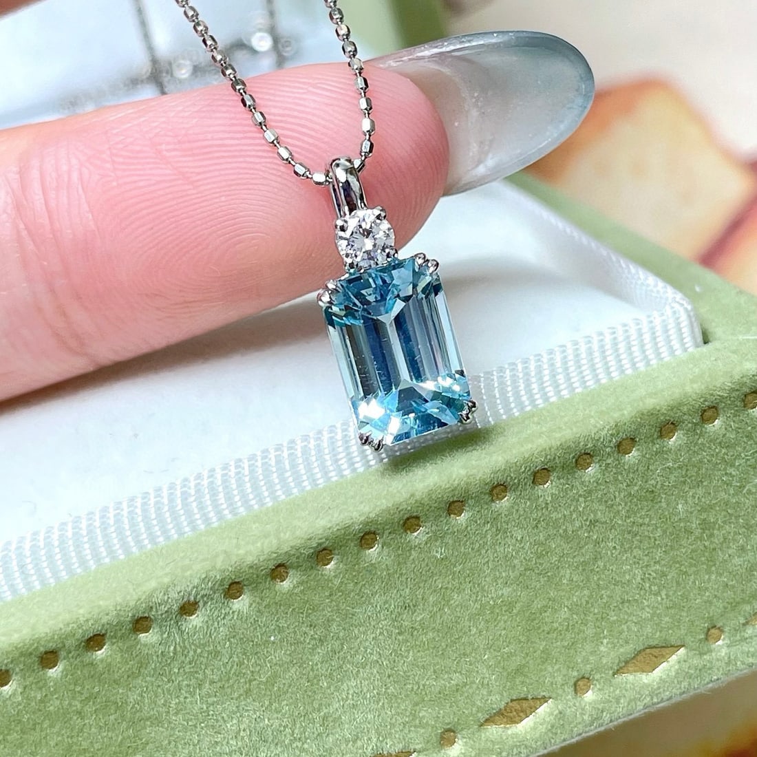 14k Gold 2.09 Ctw Natural Aquamarine & Diamond Pendant( Without Chain ) - 3