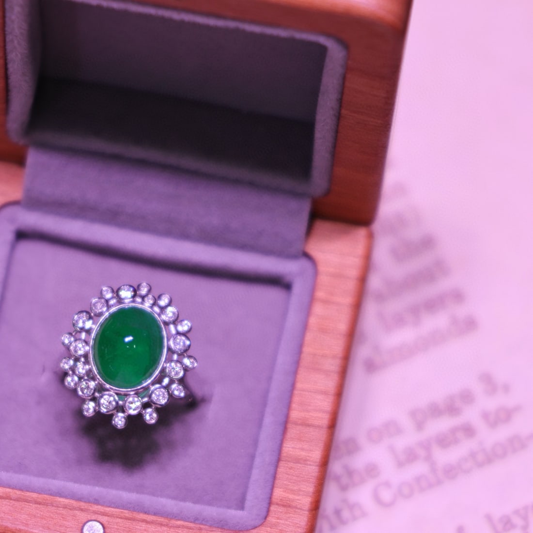 14k Gold 5.82 Ctw Vivid Green Natural Emerald & Diamond Ring - 7
