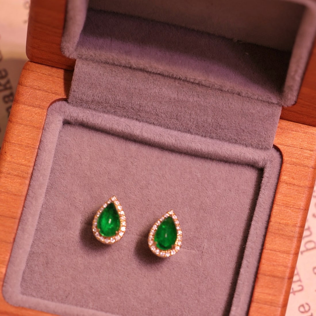 14k Gold 0.99 Ctw Vivid Green Natural Emerald & Diamond Earrings - 4