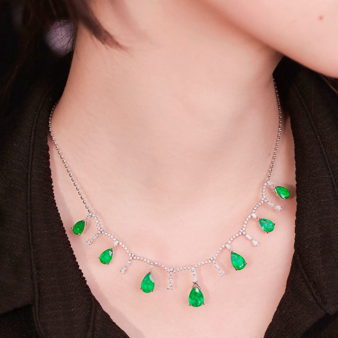 14k Gold 10.01 Ctw Vivid Green Natural Emerald & Diamond Necklace - 5