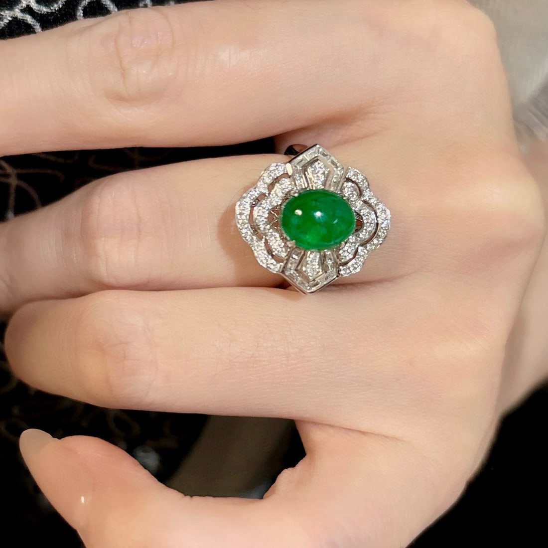14k Gold 2.91 Ctw Vivid Green Natural Emerald & Diamond Ring - 4