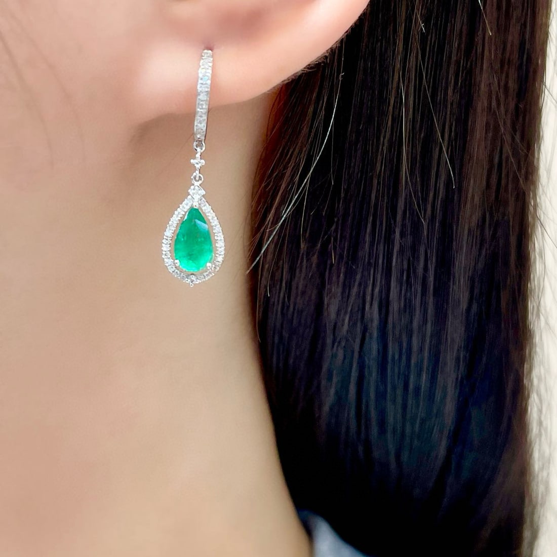 14k Gold 1.35 Ct Vivid Green Natural Emerald & Diamond Earrings - 6