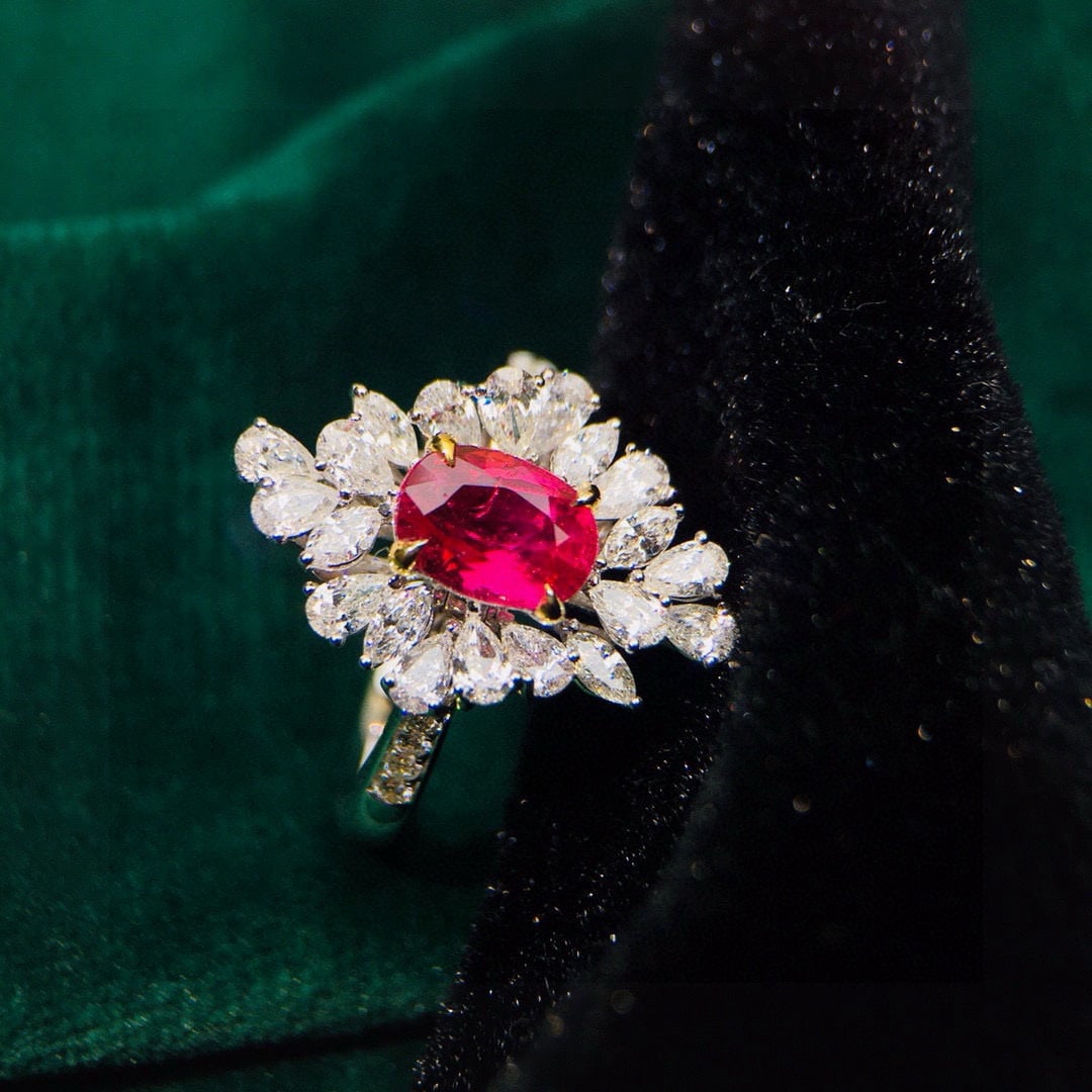 14k Gold 2.32 Ctw Natural Ruby & Diamond Ring - 3