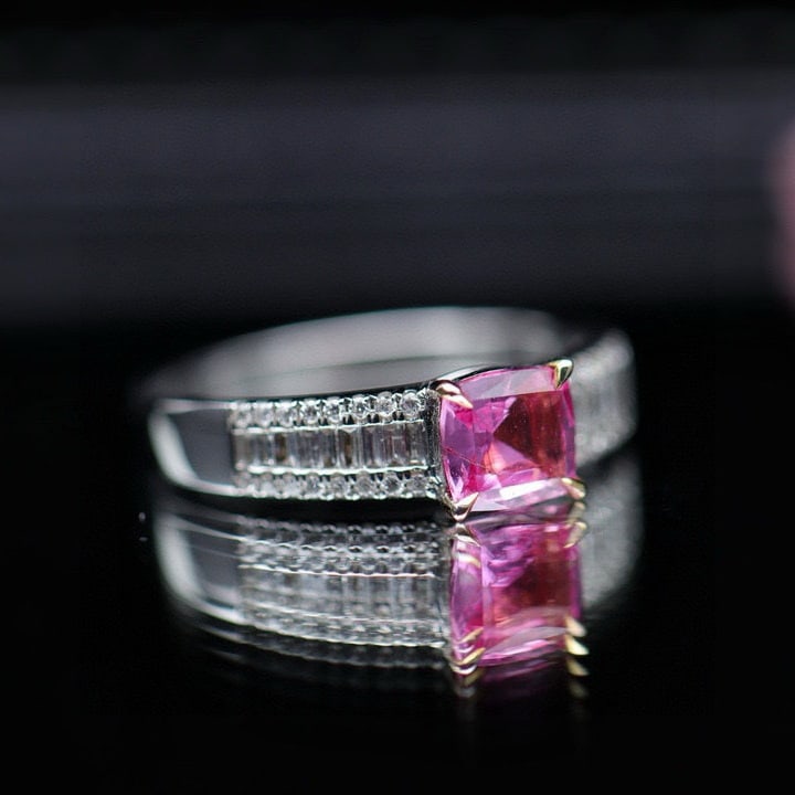 14k Gold 1.15 Ctw Natural Padparadscha Sapphire & Diamond Ring - 2