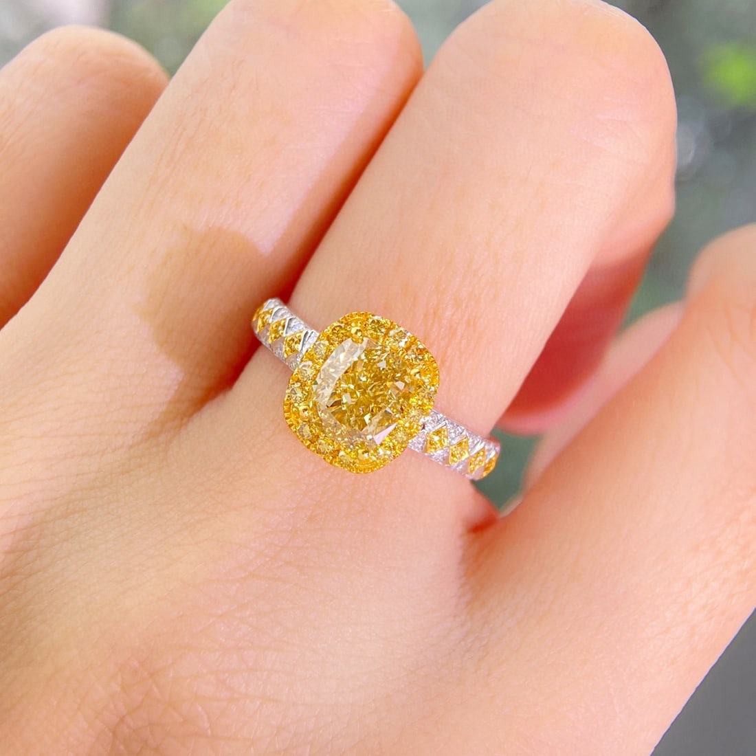 Gia Certified 14k Gold 2.37 Ctw Natural Yellow Diamond & Diamond Ring - 4