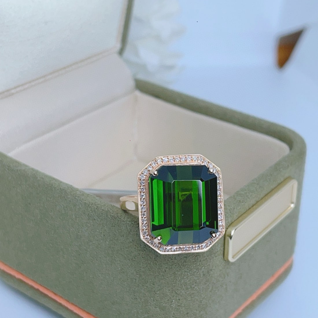14k Gold 12.5 Ct Natural Tourmaline & Diamond Ring - 3