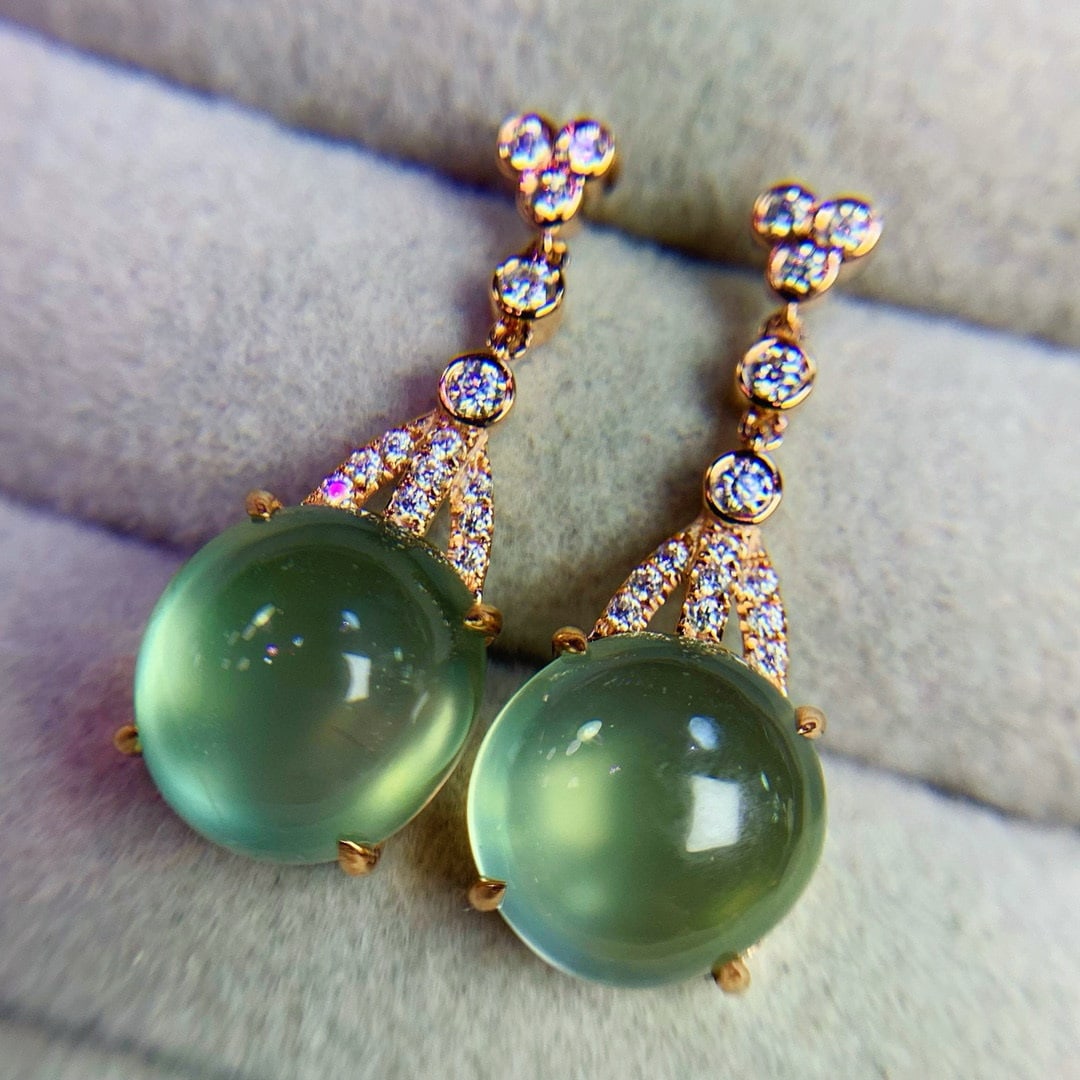14k Gold 8.7 Ct Natural Prehnite & Diamond Earrings - 4