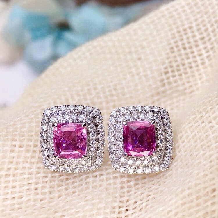 14k Gold 2.12 Ctw Natural Sapphire & Diamond Earrings: Ref:231052112 // gold content:14k gold // main gemstone:sapphire // shape:cushion // carat weight:1. 61ct // color:pink // treatment:natural // // adjacent gemstone 2 : diamond // shape:round //