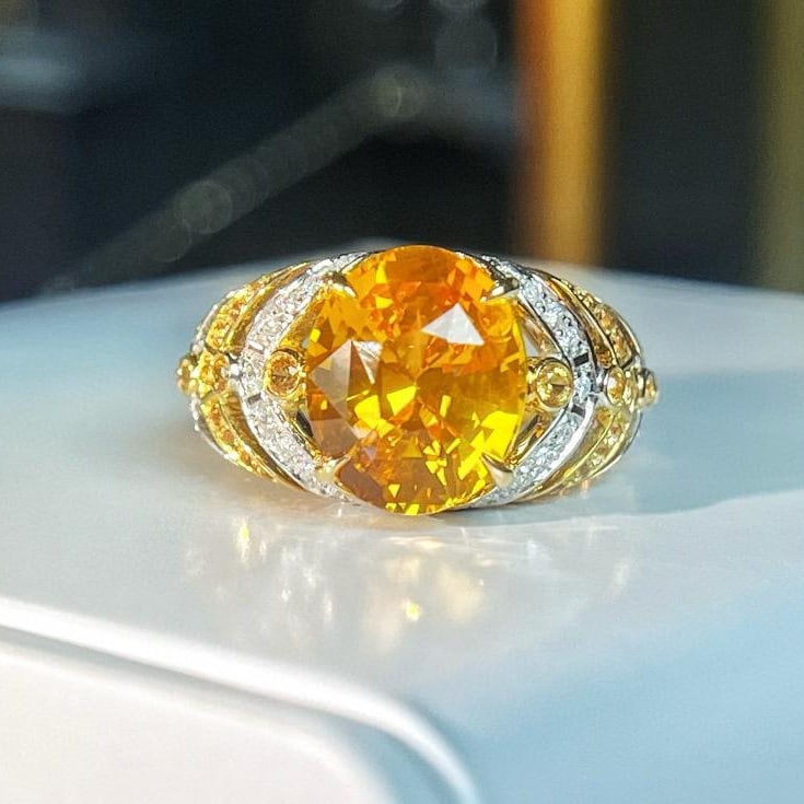 14k Gold 5.61 Ctw Natural Sapphire & Diamond Ring: Ref:231052124 // gold content:14k gold // ring size:7. 25us // // main gemstone:sapphire // shape:oval // carat weight:5. 04ct // color:yellow // treatment:natural // // adjacent gemstone 2 : diamond 