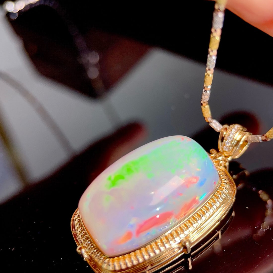 14k Gold 36.73 Ctw Natural Opal & Diamond Pendant( Without Chain ) - 4