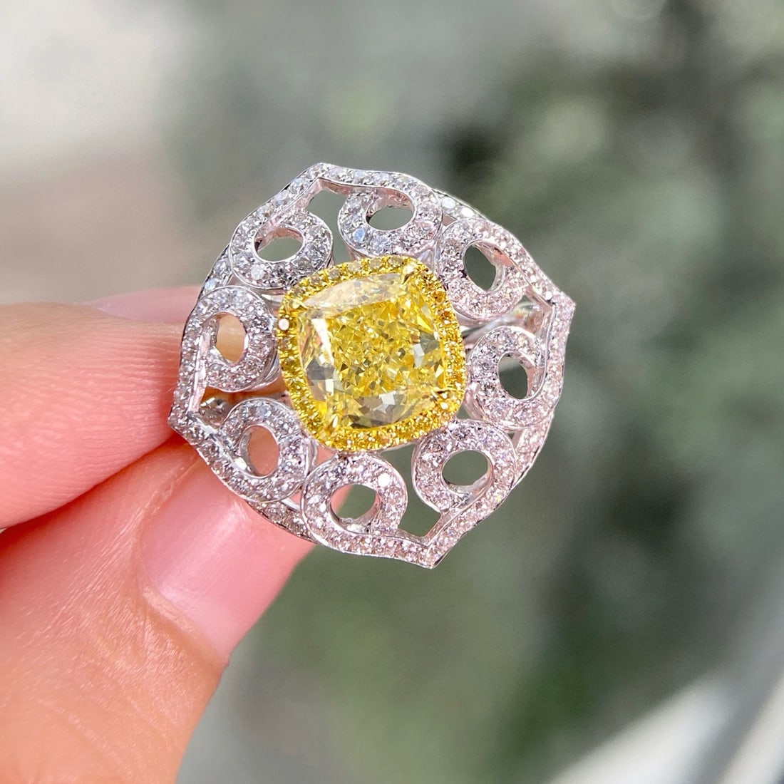 Gia Certified 14k Gold 2.90 Ctw Natural Yellow Diamond & Diamond Ring - 2