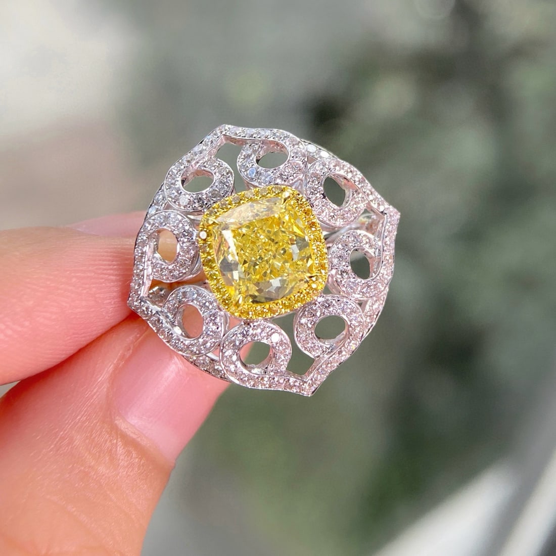 Gia Certified 14k Gold 2.90 Ctw Natural Yellow Diamond & Diamond Ring - 3