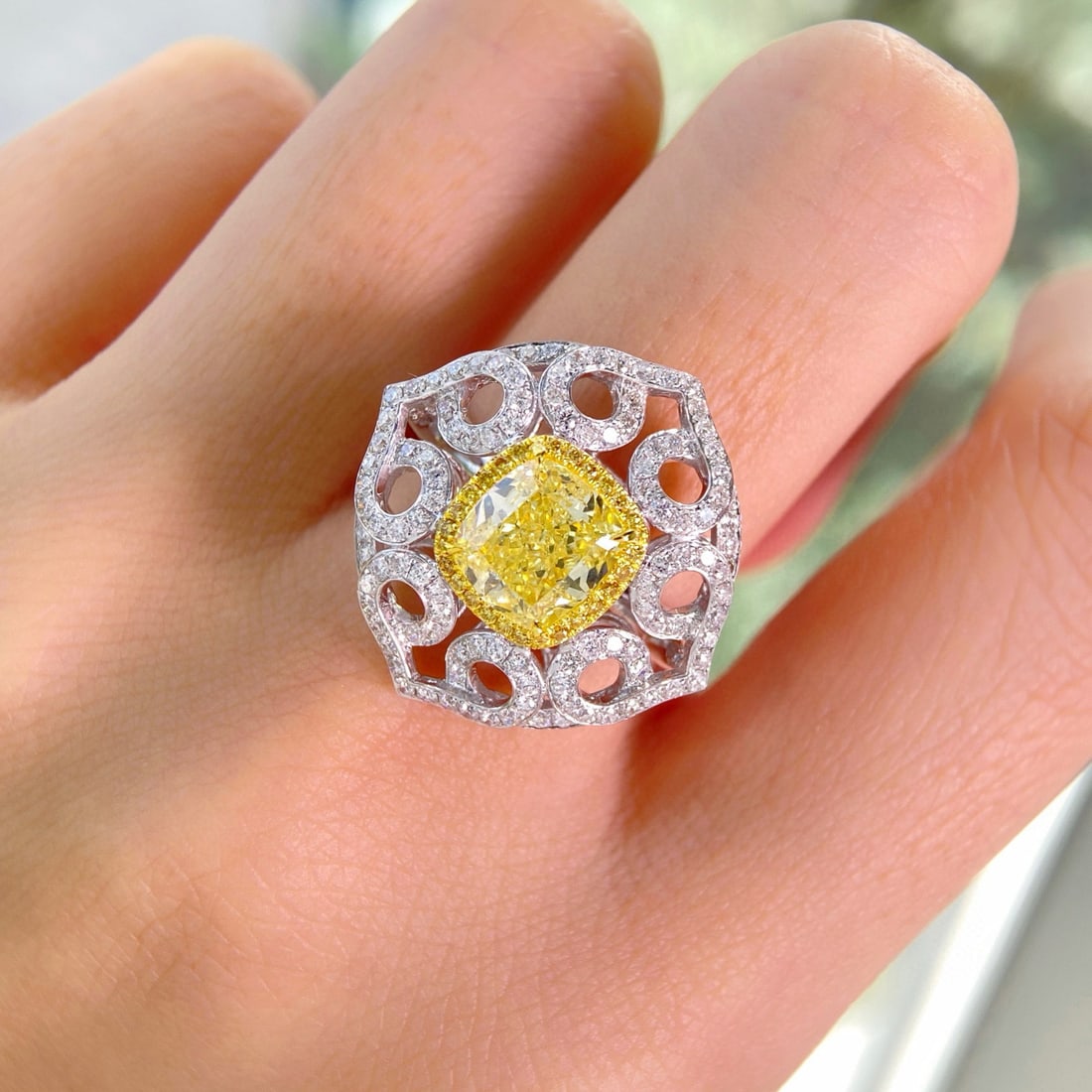 Gia Certified 14k Gold 2.90 Ctw Natural Yellow Diamond & Diamond Ring - 4