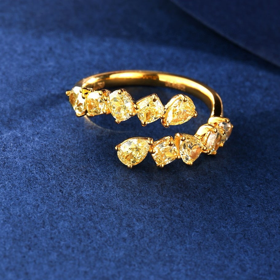 14k Gold 1.89 Ct Natural Yellow Diamond Ring: Ref:231052141 // gold content:14k gold // ring size:7. 25us // // main gemstone:yellow diamond // shape:multiply // carat weight:1. 89ct // clarity grade:vs-si // color:yellow // treatment:natural //