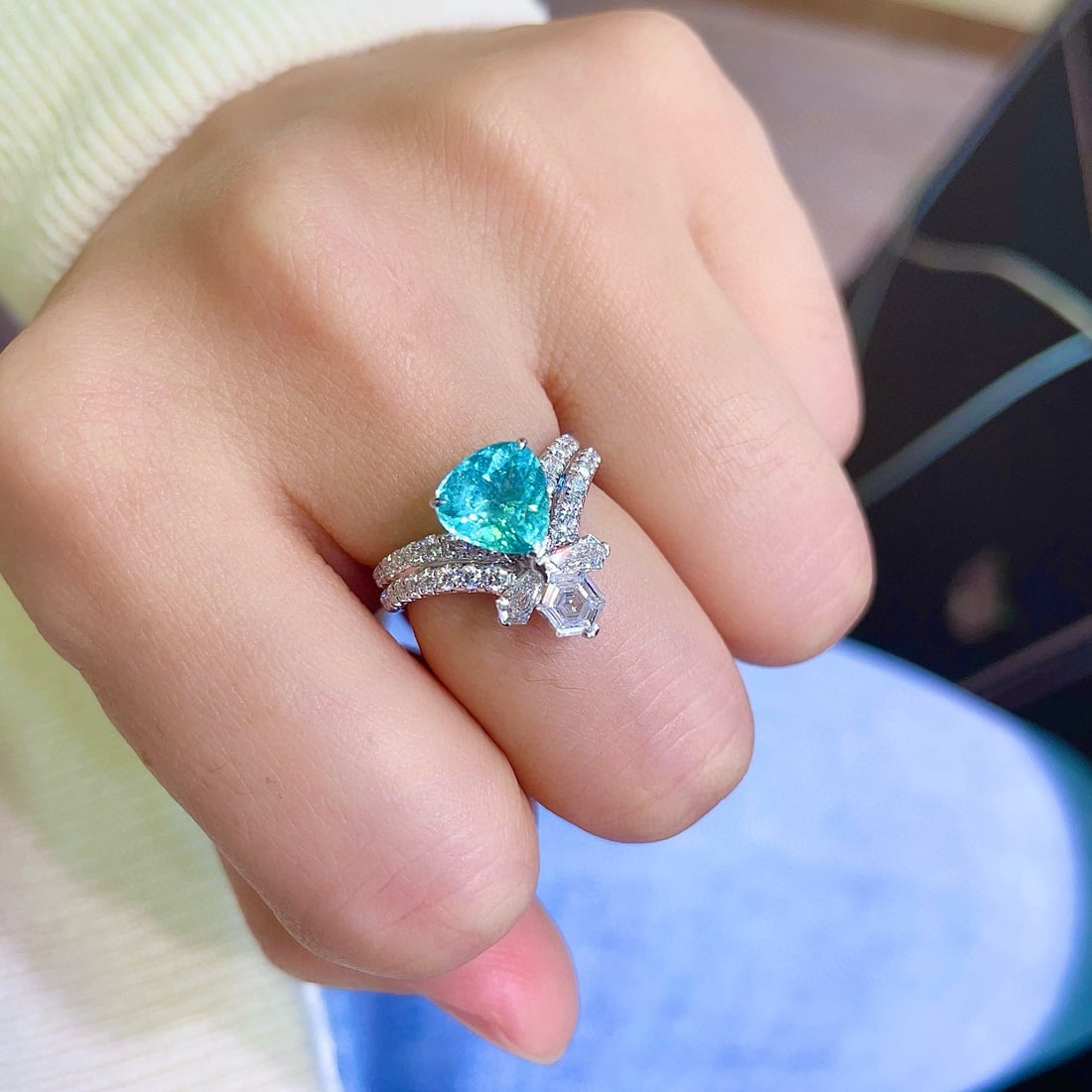 14k Gold 2.62 Ctw Natural Paraiba Tourmaline & Diamond Ring - 6