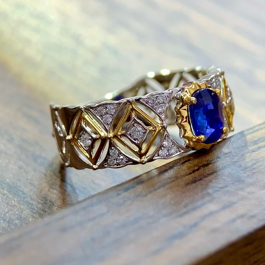 14k Gold 0.78 Ctw Natural Sapphire & Diamond Ring - 2