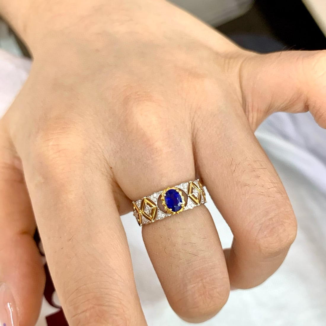14k Gold 0.78 Ctw Natural Sapphire & Diamond Ring - 4
