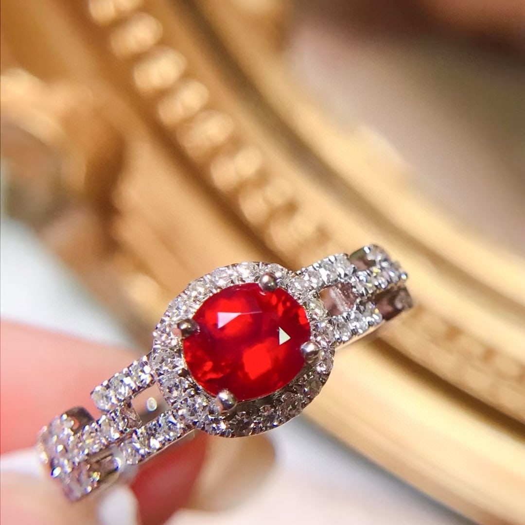 14k Gold 1.0 Ctw Natural Ruby & Diamond Ring - 2
