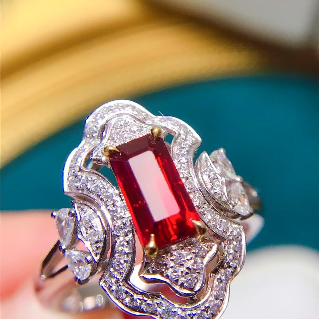 14k Gold 1.47 Ctw Natural Ruby & Diamond Ring: Ref:231052157 // gold content:14k gold // ring size:7. 25us // // main gemstone:ruby // shape:octagonal // carat weight:1. 02ct // color:pigeonblood red // treatment:natural // // adjacent gemstone 2