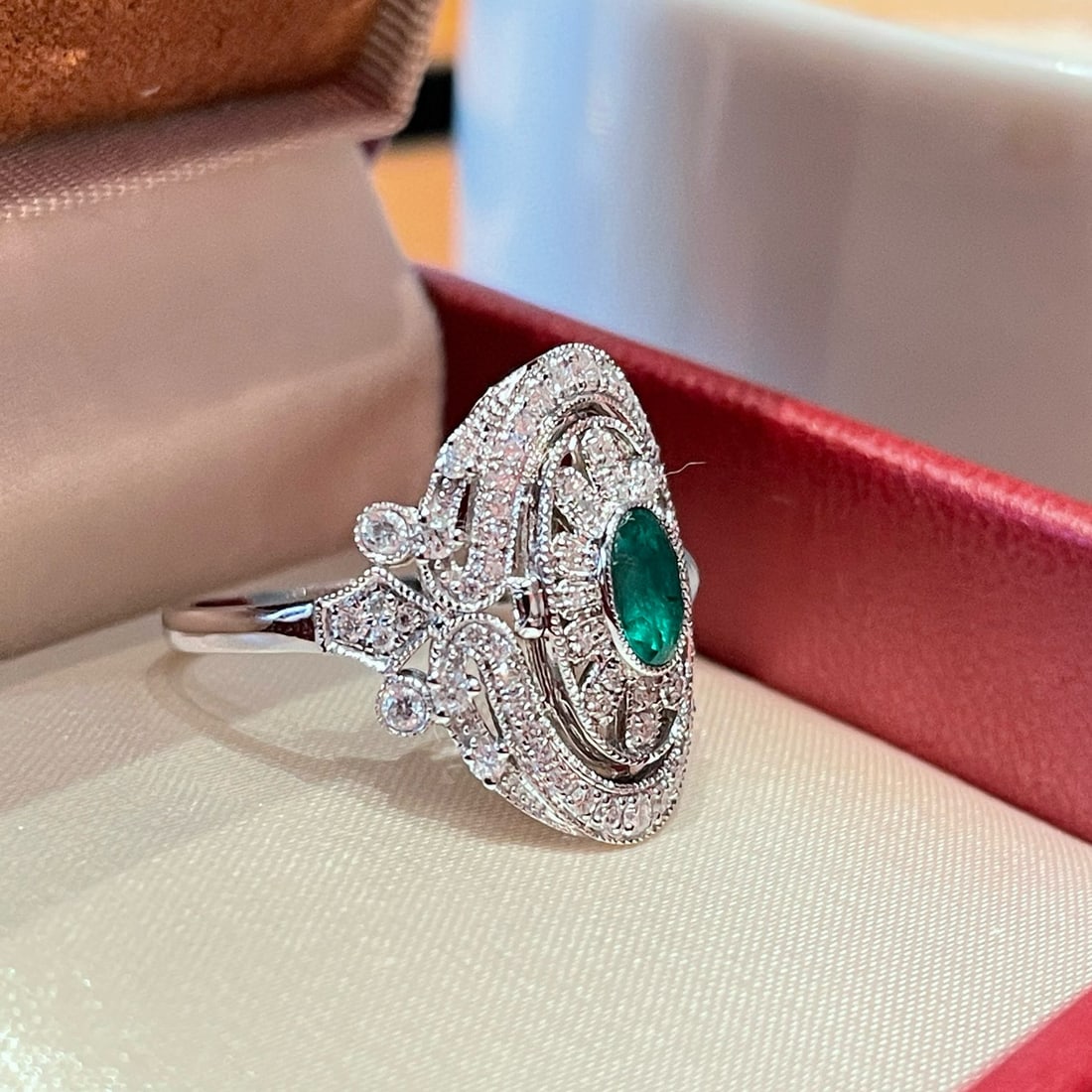 14k Gold 0.5 Ct Natural Emerald & Diamond Ring - 3