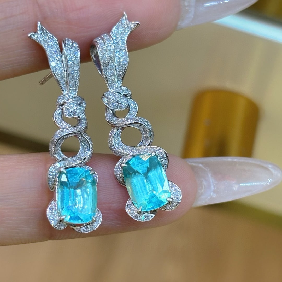 14k Gold 3.47 Ct Natural Paraiba Tourmaline & Diamond Earrings: Ref:231052203 // gold content:14k gold // main gemstone:paraiba tourmaline // shape:cushion // carat weight:3. 47ct // color:blue // treatment:natural // // adjacent gemstone 2 : diamond //