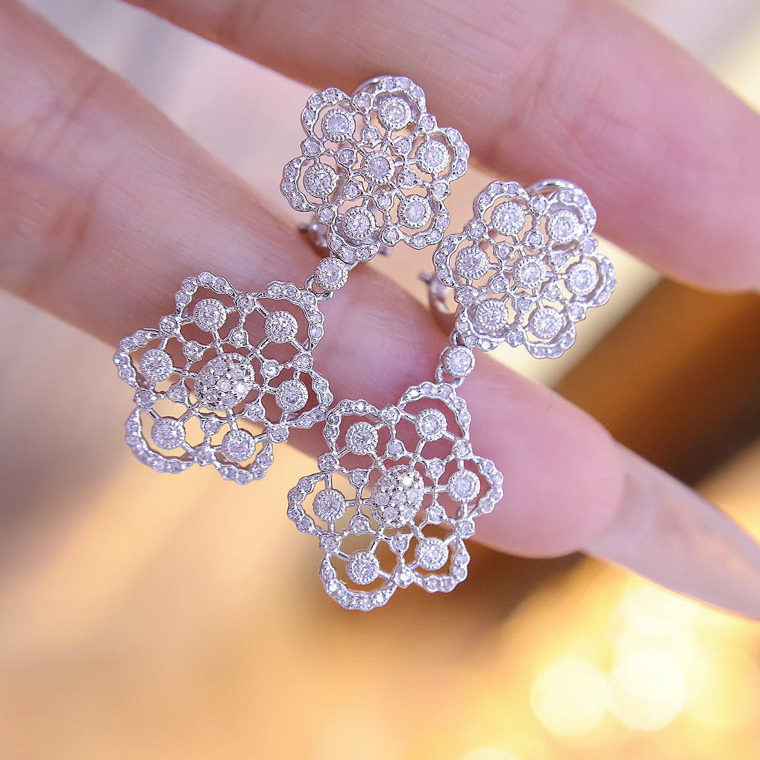 14k Gold 1 Ct Natural H Diamond Earrings: Ref:231052205 // gold content:14k gold // main gemstone:diamond // shape:round // carat weight:1ct // clarity grade:vs-si // color:h // treatment:natural // cut grade:g // Condition: New Low
