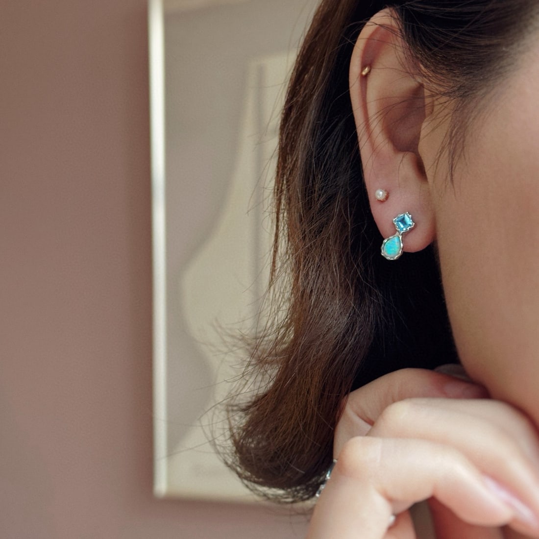 14k Gold 0.85 Ctw Natural Opal & Aquamarine Earrings - 2