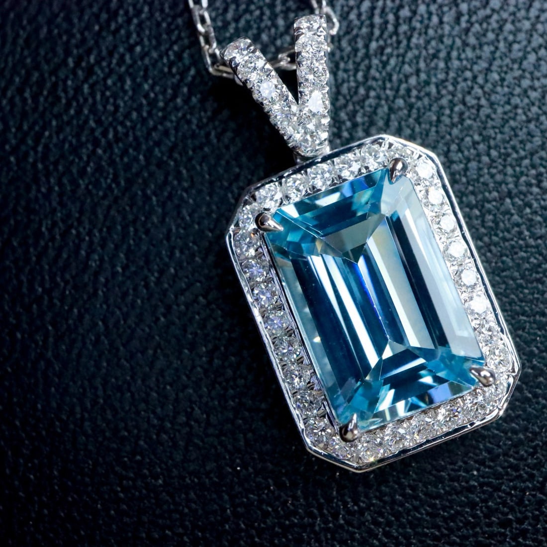 14k Gold 3.98 Ctw Natural Aquamarine & Diamond Pendant( Without Chain ) - 4