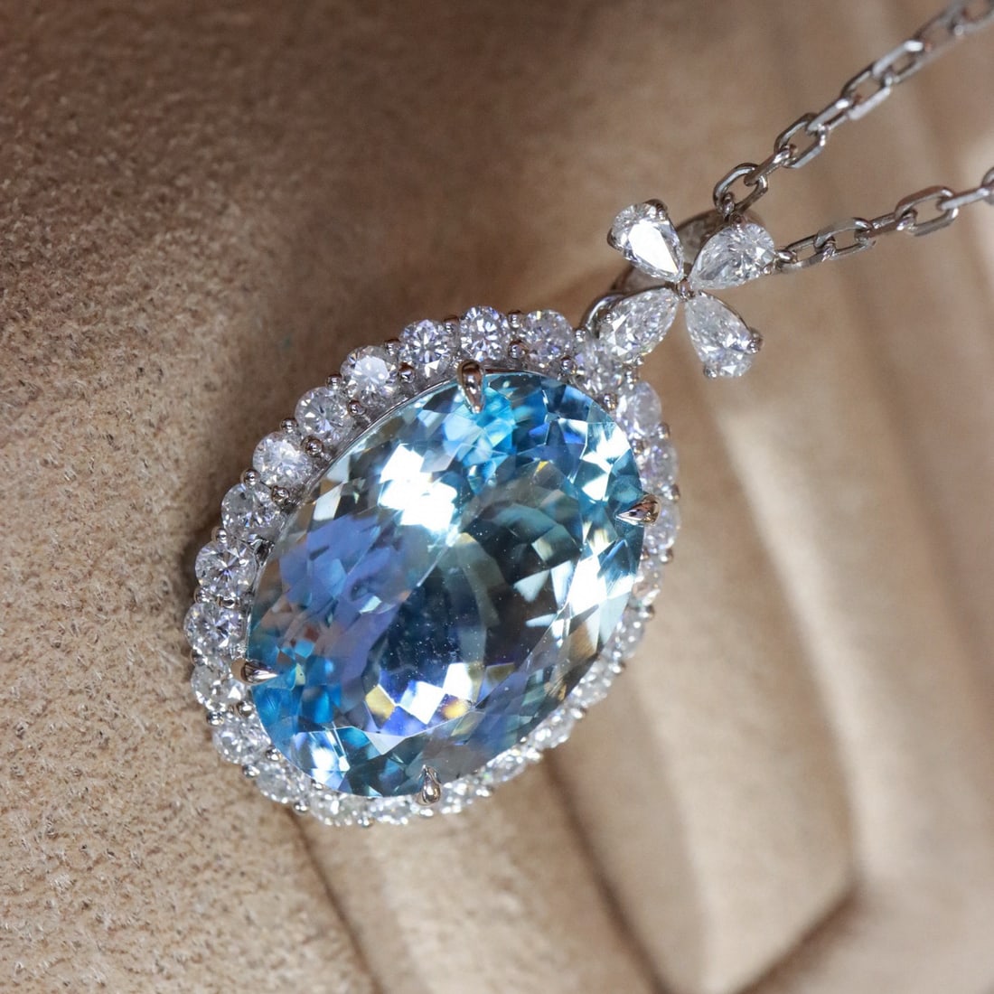 14k Gold 5.33 Ctw Natural Aquamarine & Diamond Pendant( Without Chain ) - 3