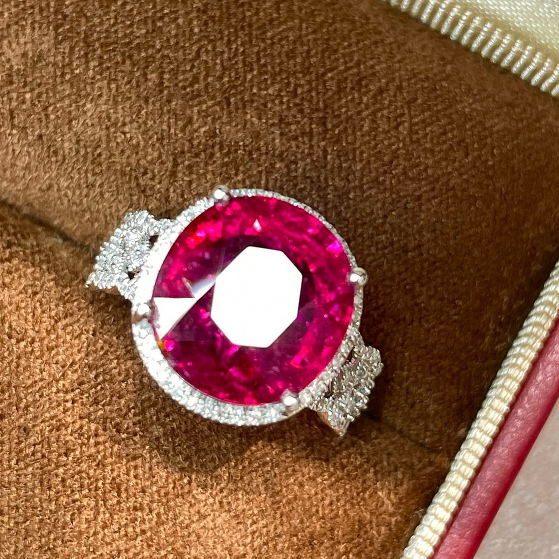 14k Gold 6.2 Ct Natural Tourmaline & Diamond Ring - 2
