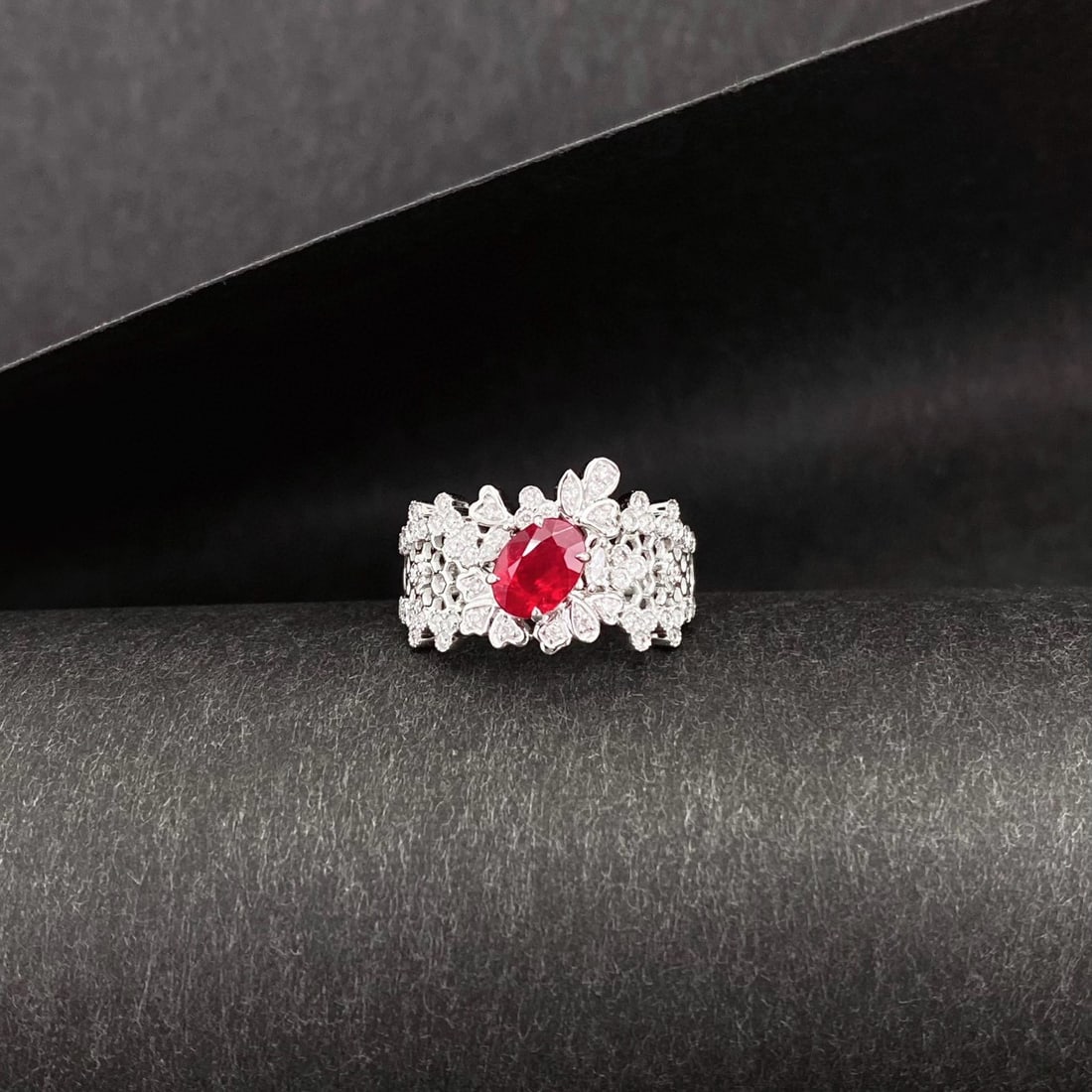 14k Gold 1.32 Ctw Natural Ruby & Diamond Ring - 3