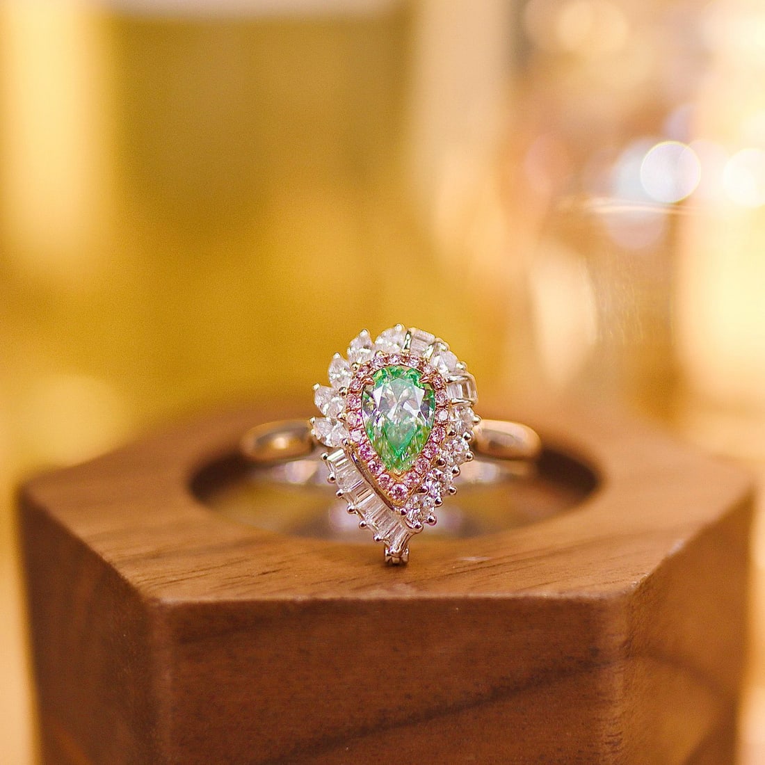 Gia Certified 14k Gold 1.10 Ctw Natural Green Diamond & Diamond Ring/pendant( Without Chain ): Ref:231052264 // gold content:14k gold // ring size:7. 25us // // main gemstone:green diamond // certified:gia // shape:pear // carat weight:0. 51ct // clarity grade:vvs2 // color:green //