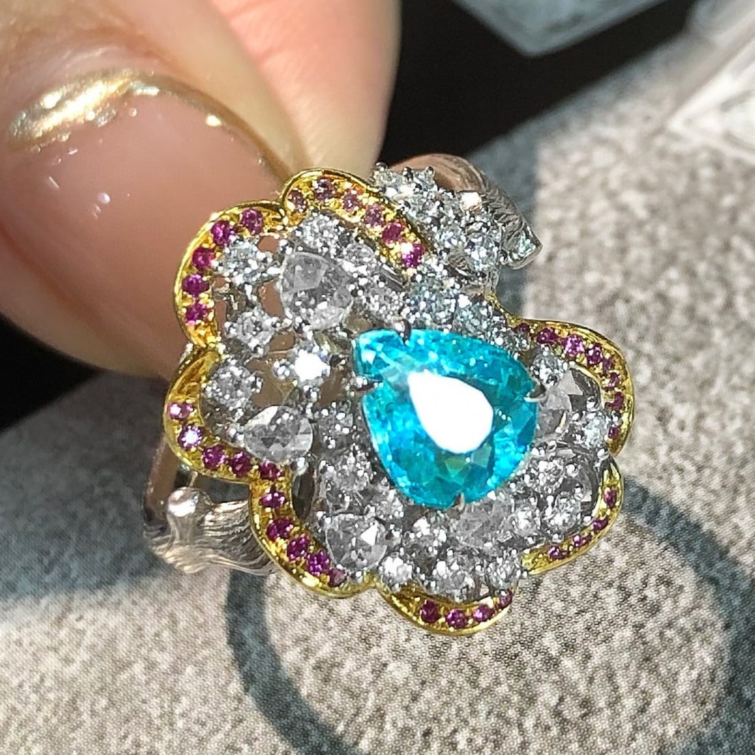 14k Gold 1.58 Ctw Natural Paraiba Tourmaline & Diamond Ring - 3
